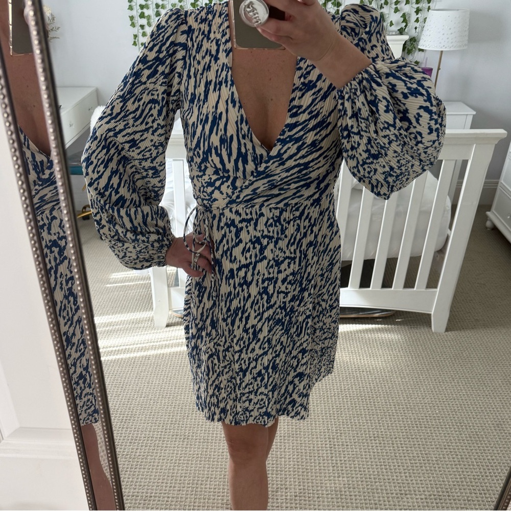 NWT H&M Wrap Dress, Size XS